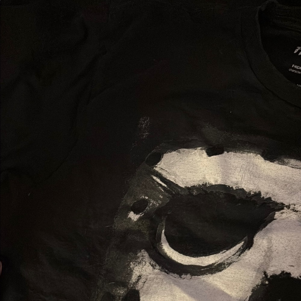 VTG Black Friday the 13th Graphic Tee - Picture 6 of 7